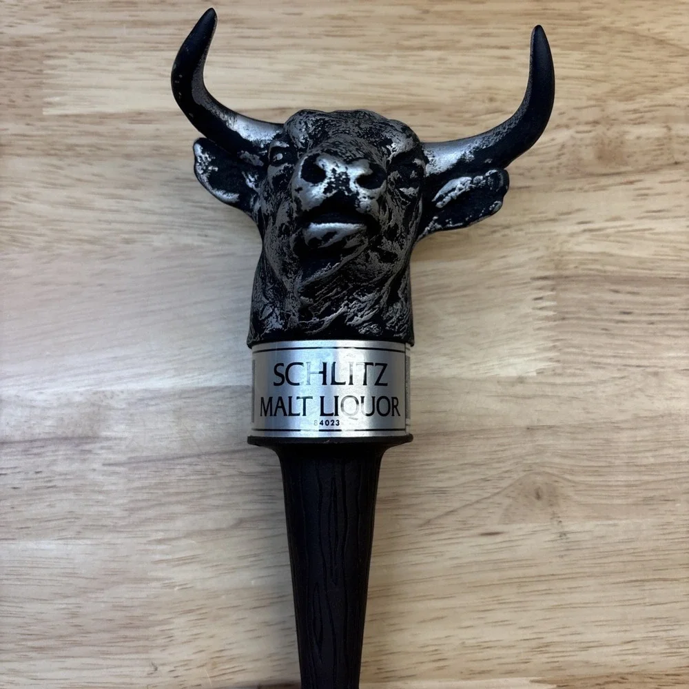 VTG 1978 Schlitz Beer Malt Liquor Bull Head Figural Tap Handle - Bar/Man Cave
